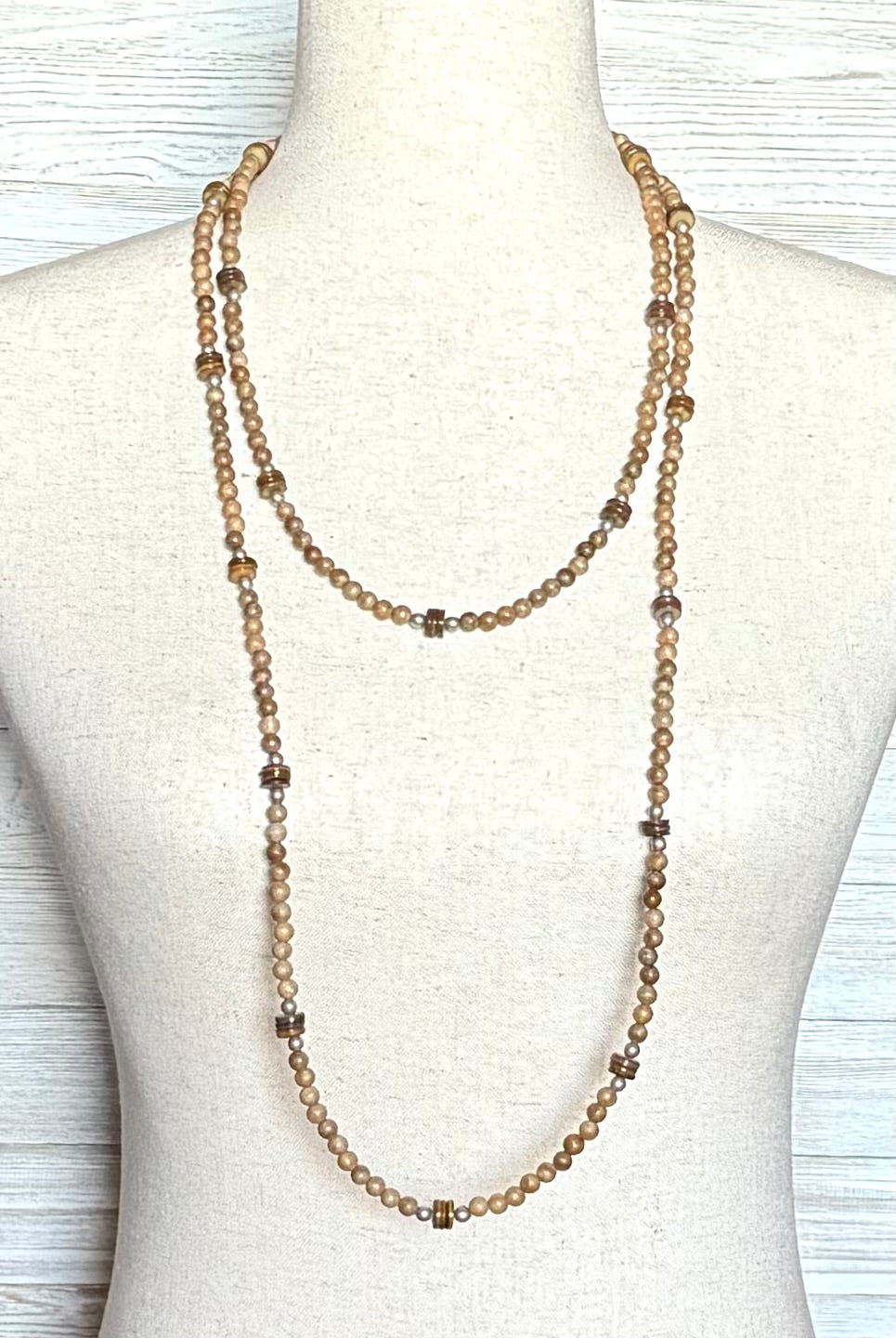 Natural Wood & Shell Layering Necklace
