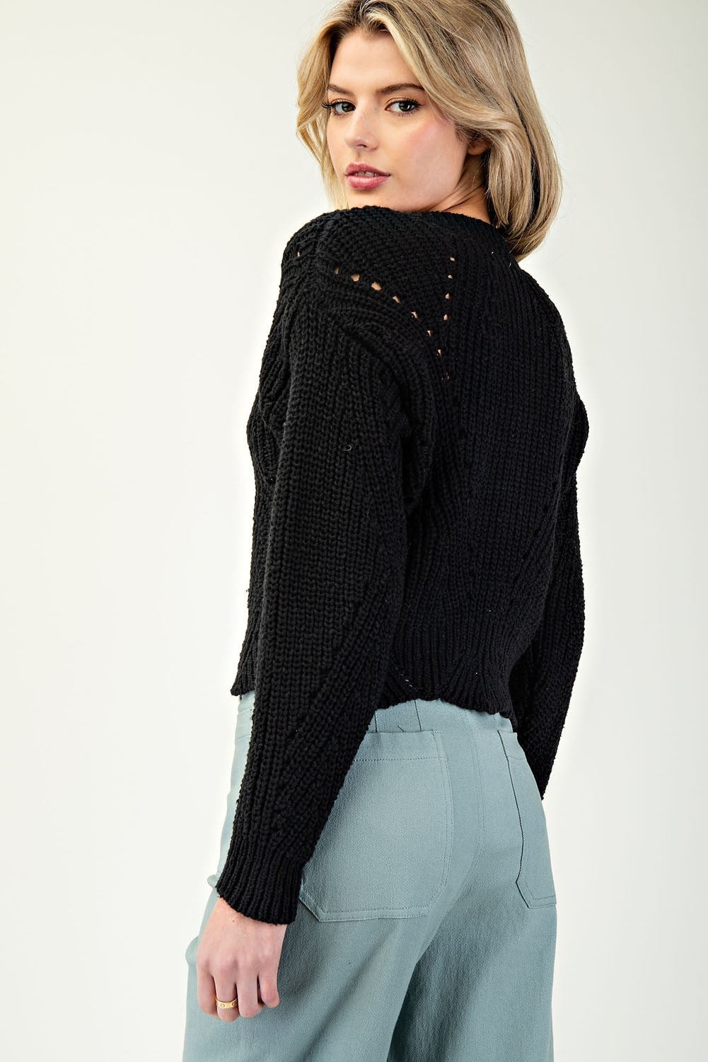 Scallop Bottom Knit Sweater
