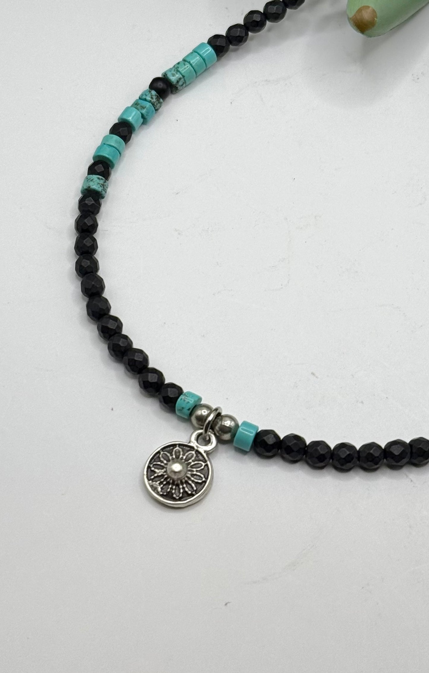 Silver Flower Necklace - 2 Colors