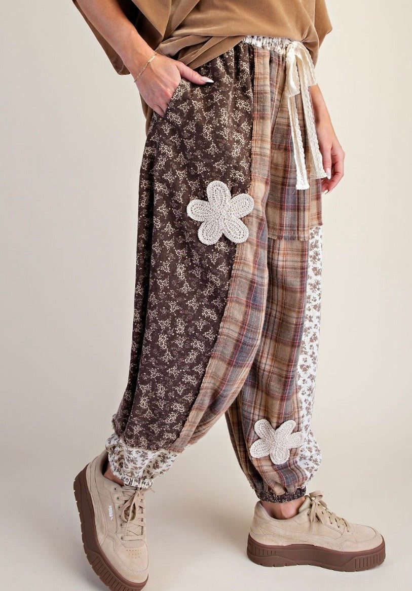 Plaid & Floral Printed Mixed washed Pant