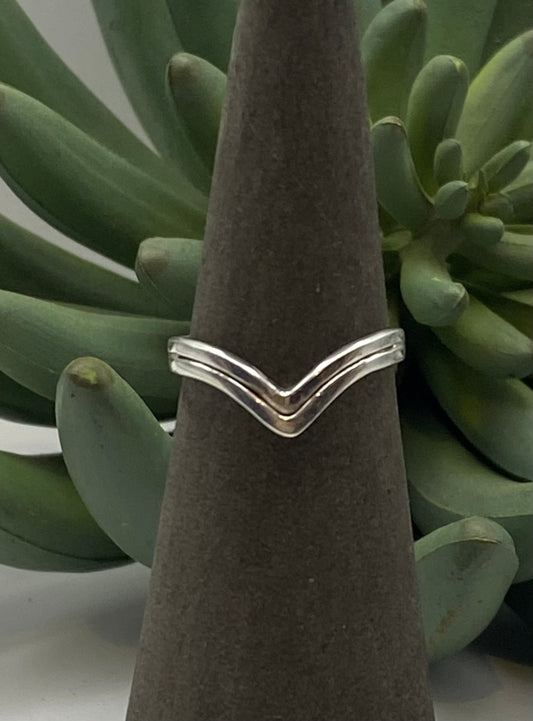 Petite Sterling Wave Ring
