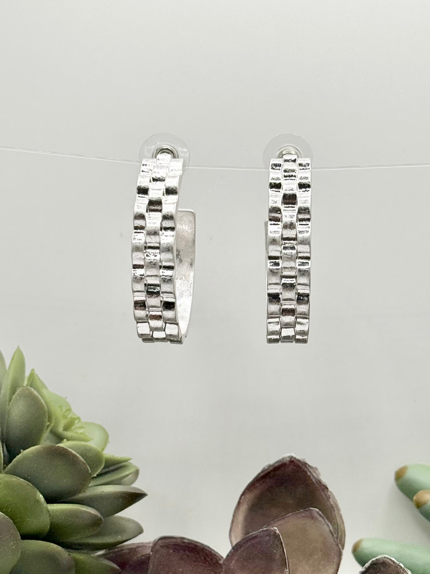 Weave Design Hoop Earrings