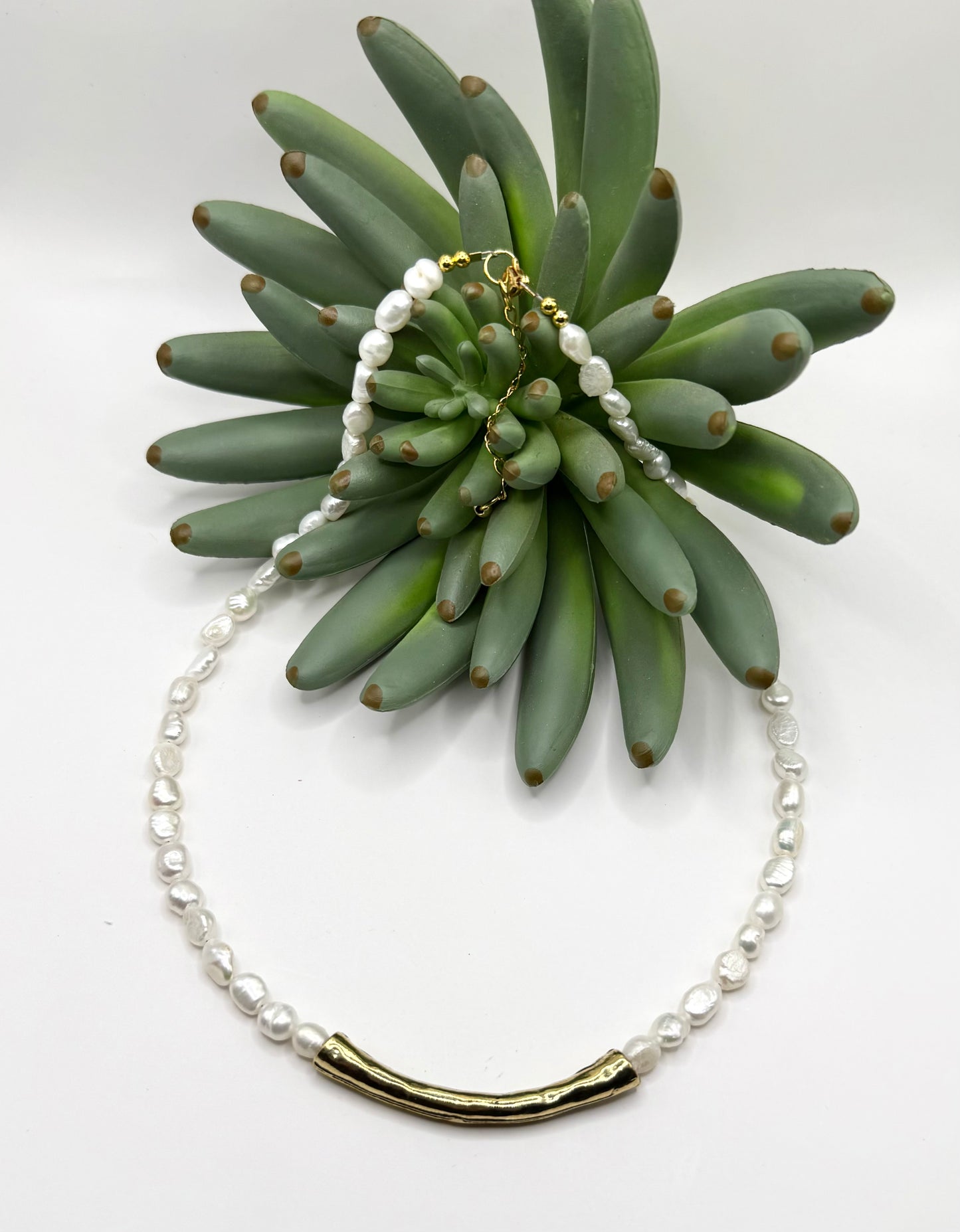 Gold Bar Freshwater Pearl Necklace