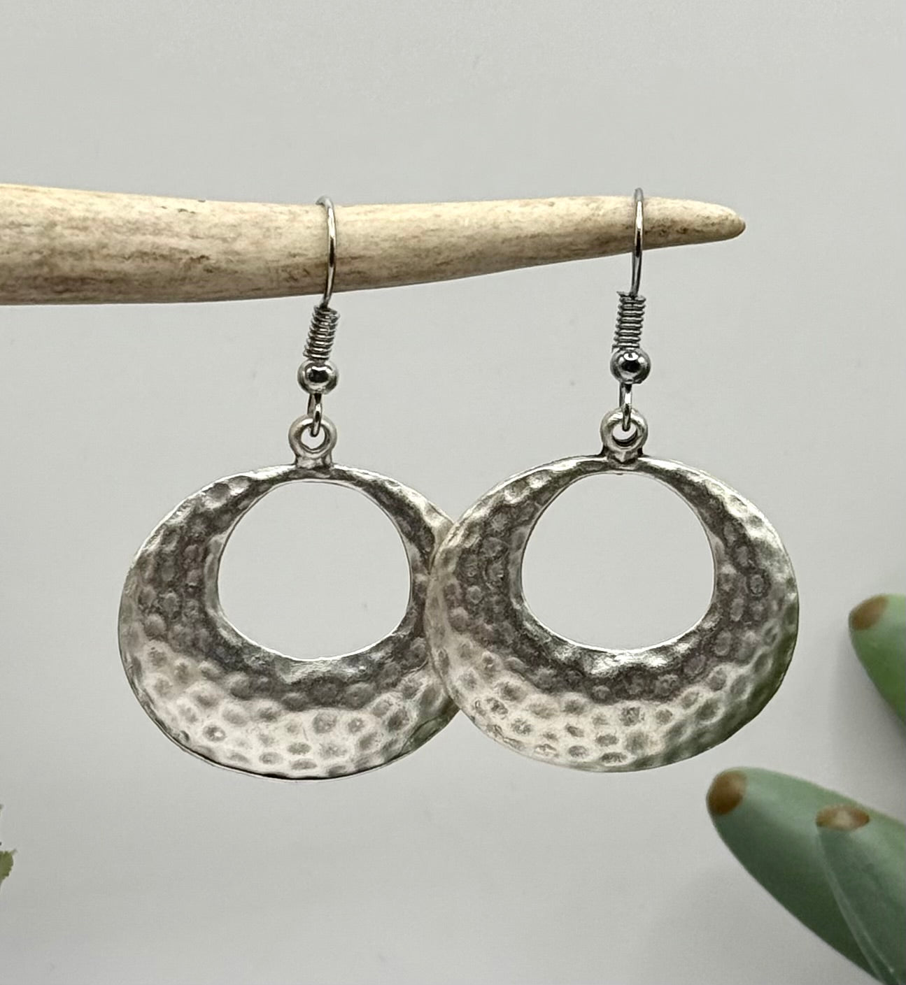 Hammered Oval Hoop Earrings