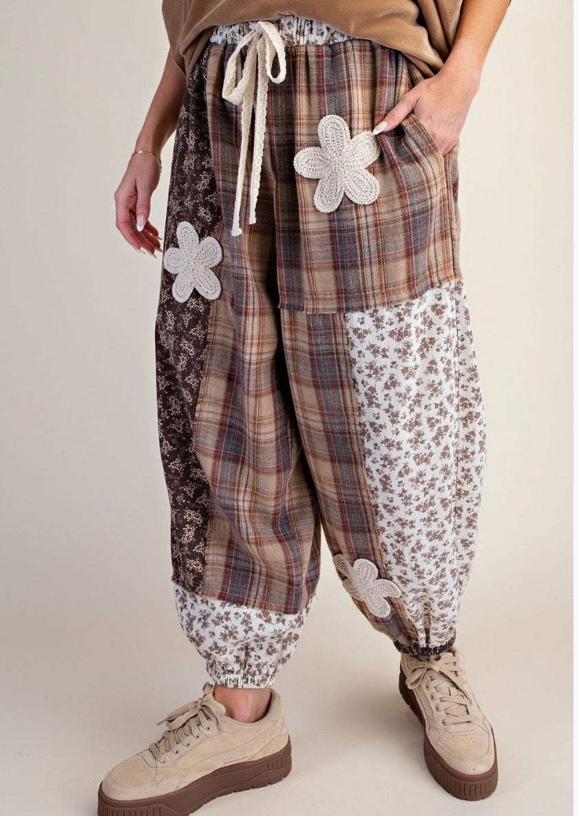 Plaid & Floral Printed Mixed washed Pant
