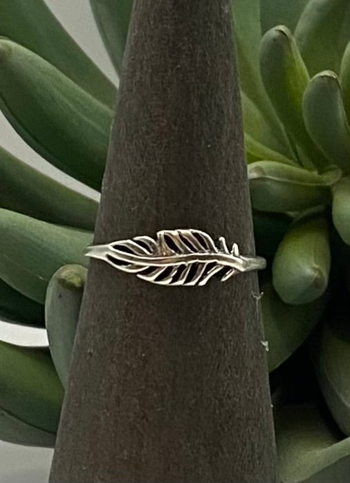 Petite Sterling Leaf Ring