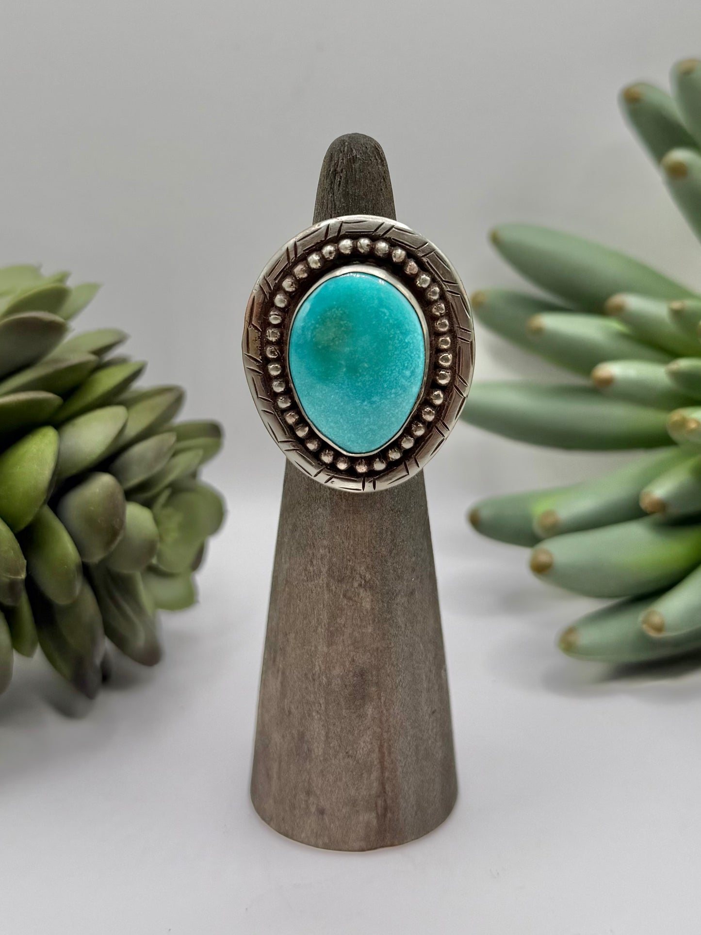 Vibrant Blue Turquoise Ring