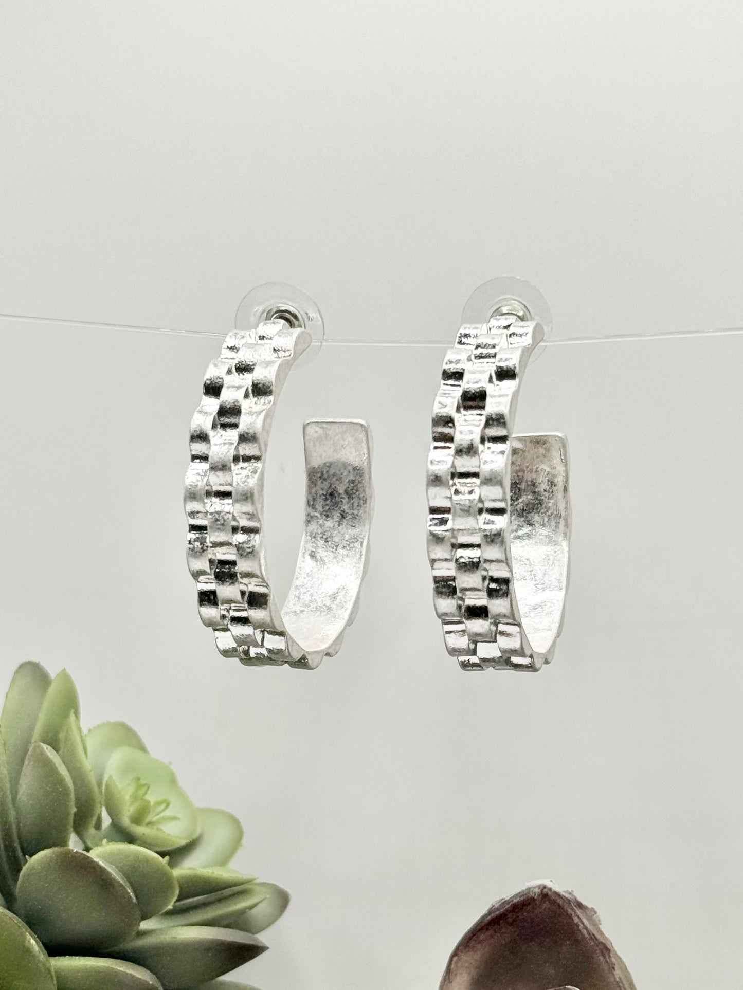 Weave Design Hoop Earrings