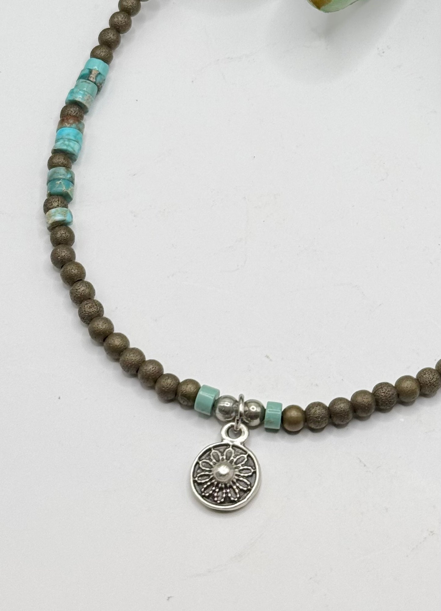 Silver Flower Necklace - 2 Colors