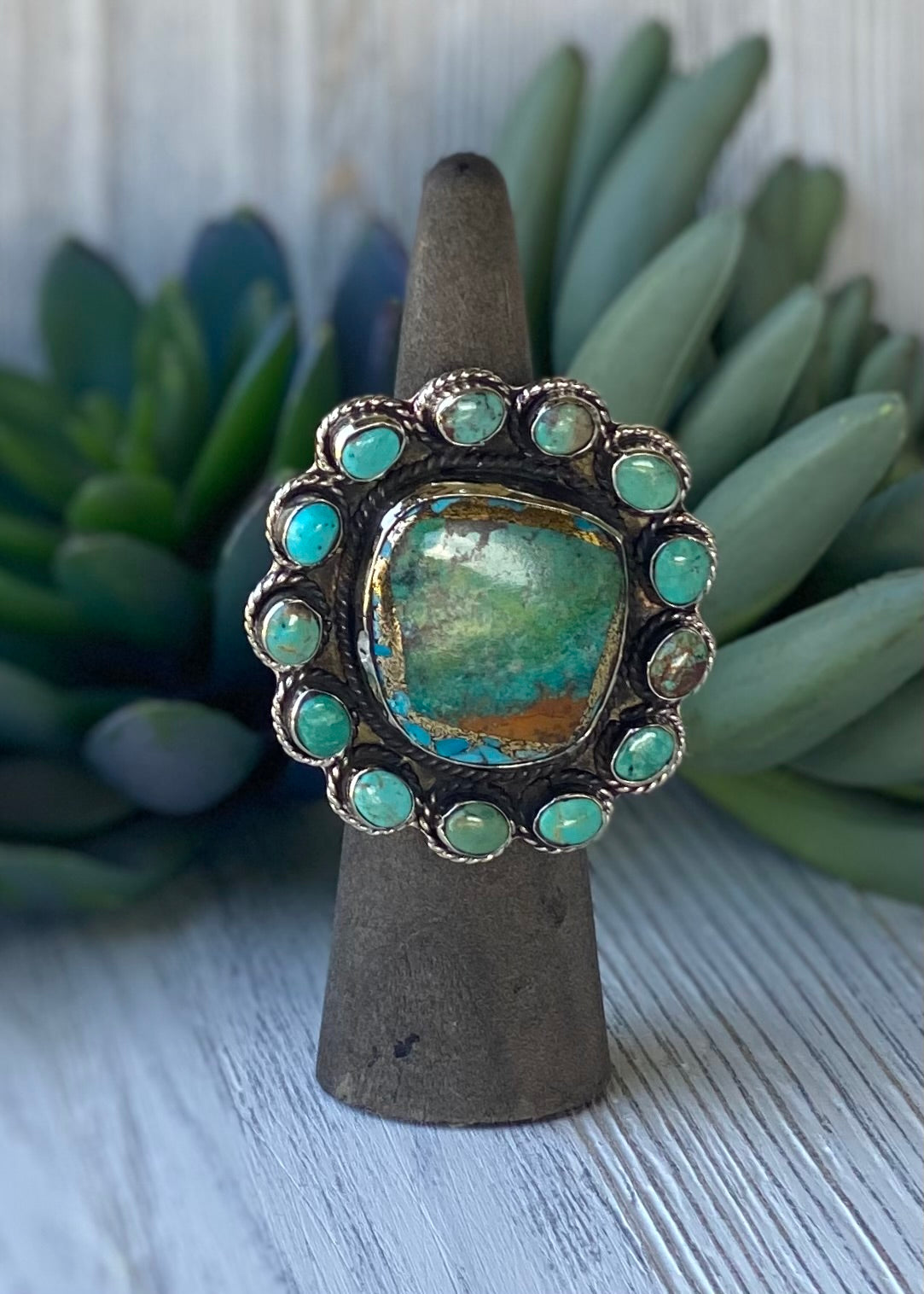 Jazzy Turquoise Flower Ring