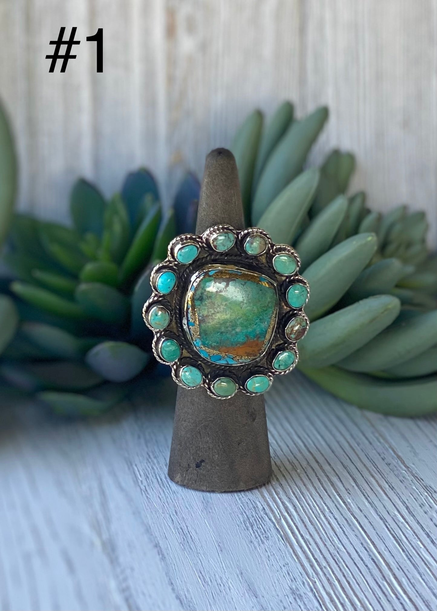 Jazzy Turquoise Flower Ring