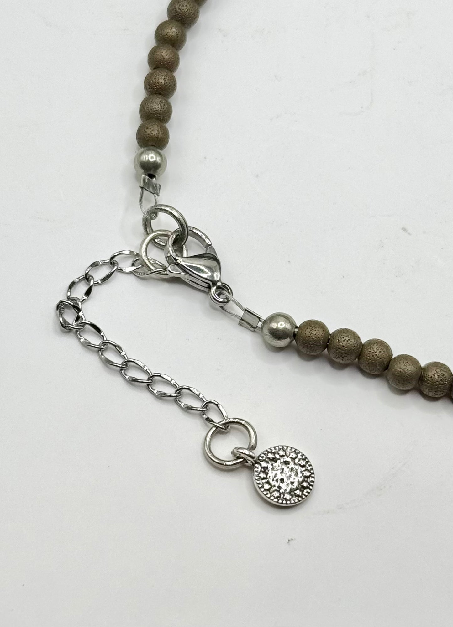 Silver Flower Necklace - 2 Colors