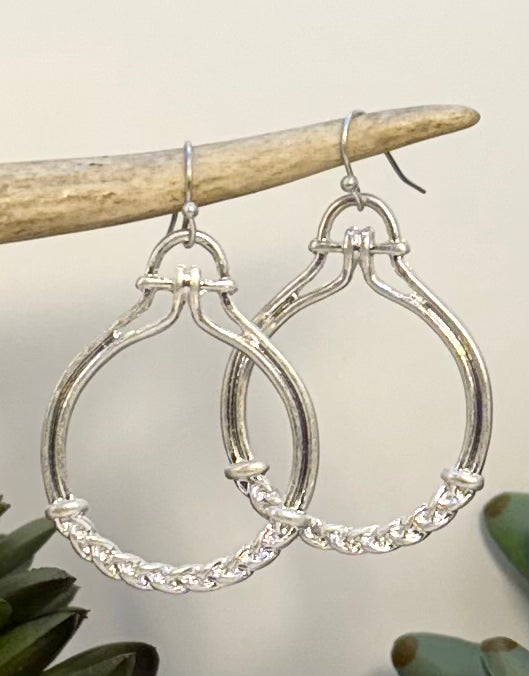 Twist Design Hoop Earrings 2 Options