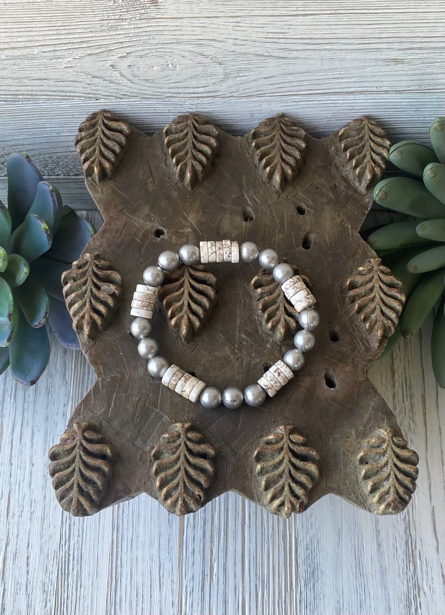 Ivory & Silver Pearl Bracelet