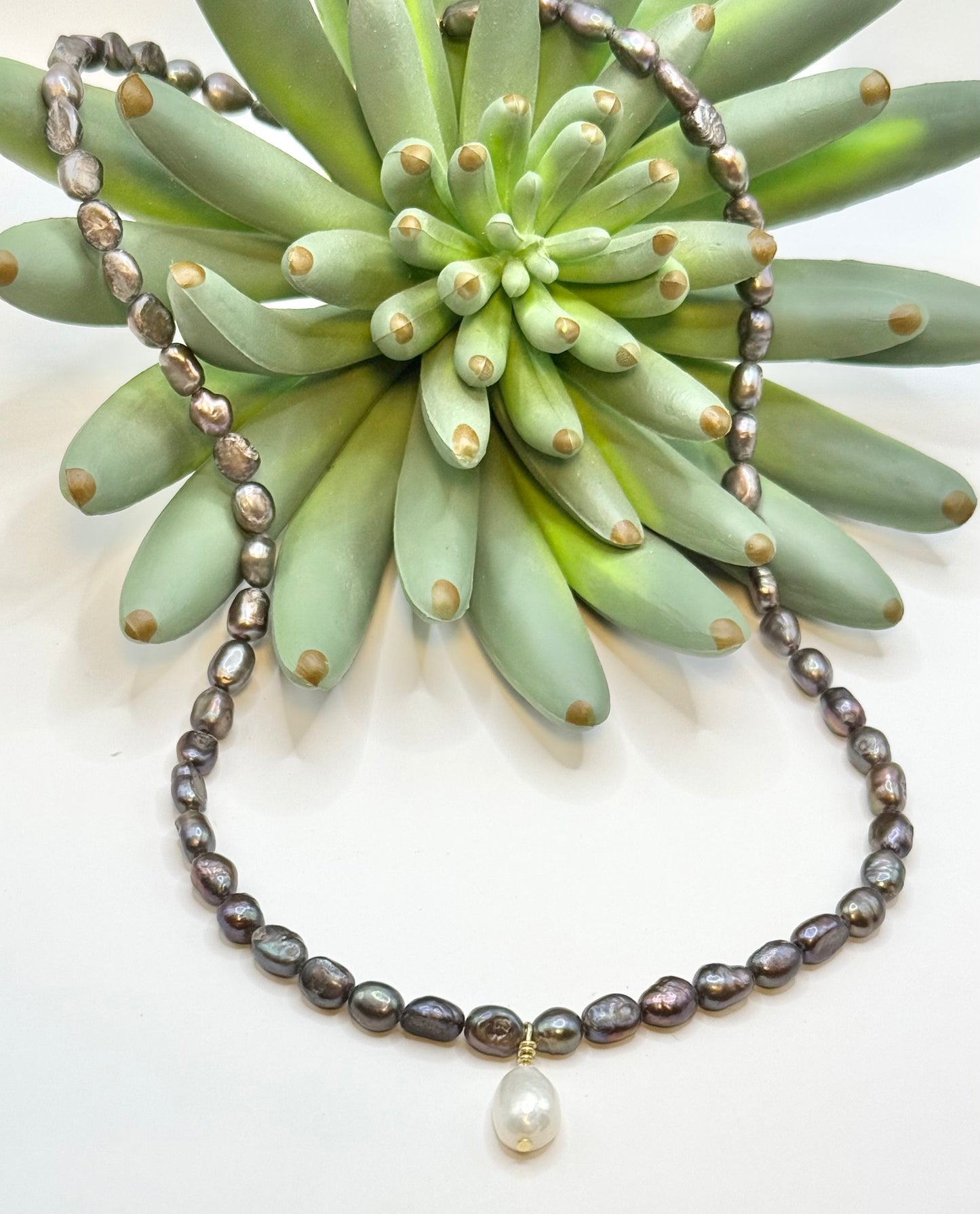 Freshwater Peal Drop Necklace