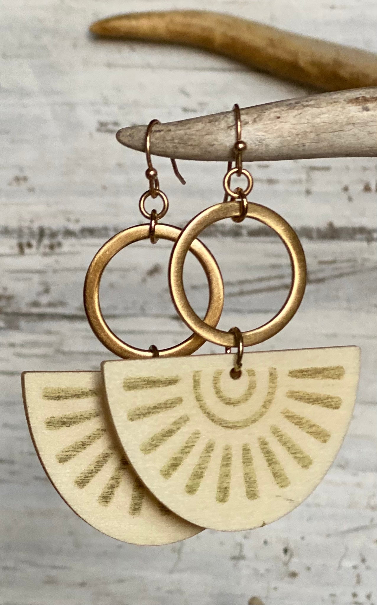 DIY Painted Wood Earrings - Texas Art and Soul - Create a Paint Party  Business Online